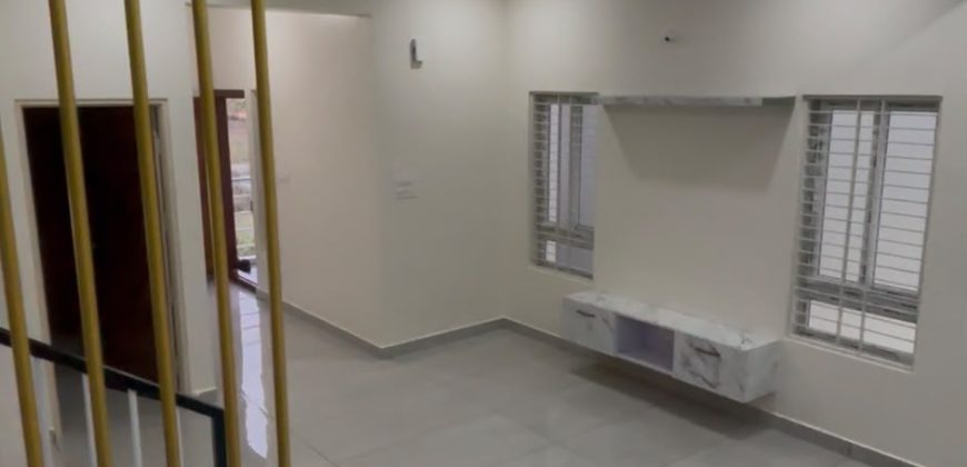 Triplex House For Sale – Vijayanagar 4th Stage – 25×35